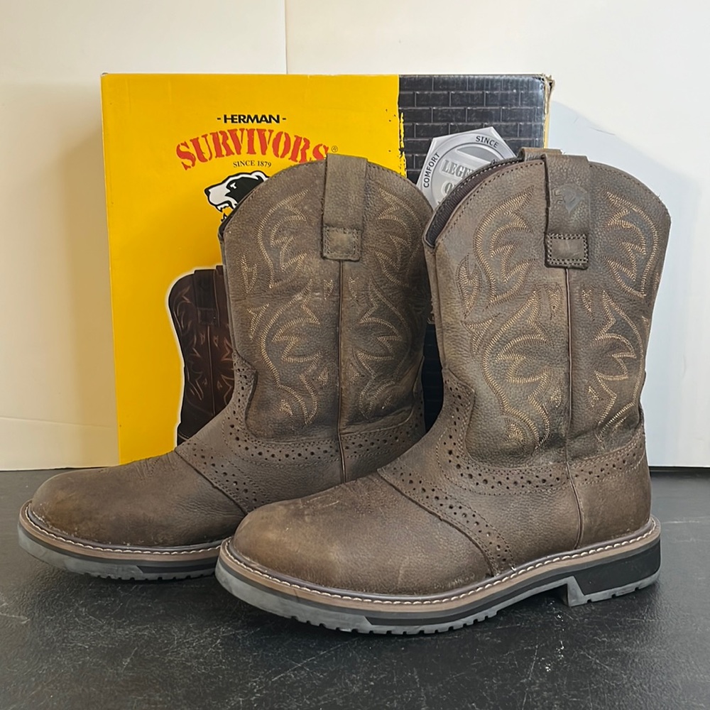 HERMAN SURVIVORS steel toe 9.5 MENS Rodeo boots in box, EXCELLENT USED CONDITION